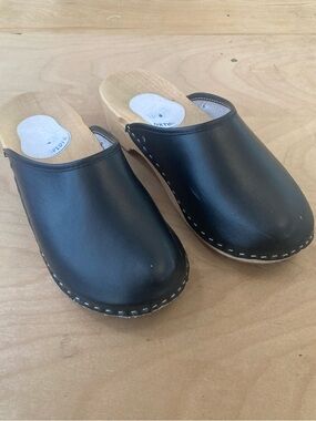 German "Orthopedik" Leather Clogs with Wood Soles 42